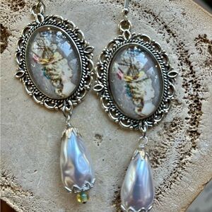Marie Antoinette Coeffure Art Cameo Style Faux Pearl Earrings